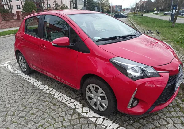 toyota legnica Toyota Yaris cena 56000 przebieg: 48874, rok produkcji 2019 z Legnica